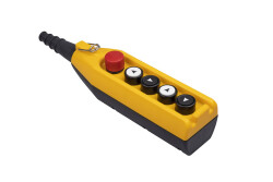 EMAS PV5E30B22 PV SERİSİ 5 GÖZLÜ TEK HIZLI 1NC ACİL STOPLU VİNÇ KUMANDA KUTUSU - EMAS